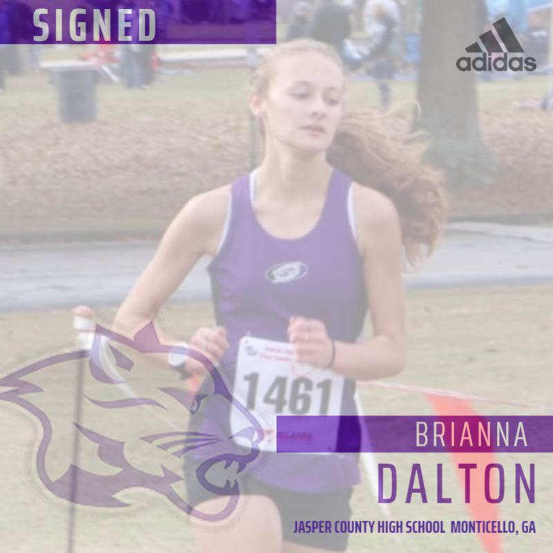 YHCCrossCountry's tweet photo. We are thrilled to announce the signing of Brianna Dalton. Brianna is an amazing young woman and will be a valuable member of our group the day she steps foot on campus. Welcome to the family Bri! https://t.co/Zal4D1VLkL