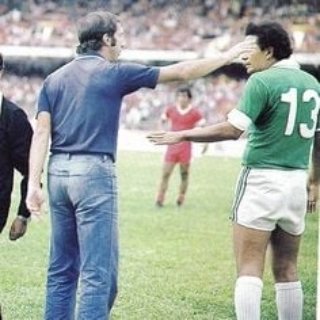 Patnenka's tweet photo. Deportivo Cali x GK x Le Coq Sportif https://t.co/p2VaNhmUUc