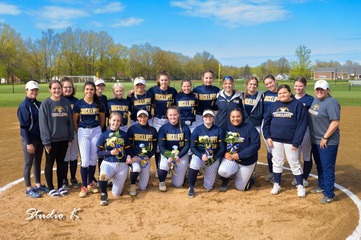 wickladydevils's tweet photo. Despite tonight's tough loss to a formidable Champion team, I am extremely proud of our Lady Devils for such a great season! 16-3 (9-0) 💛💙
CVC Valley Champs!🏆
Sectional Champs!🥎 https://t.co/E9cvXbllce