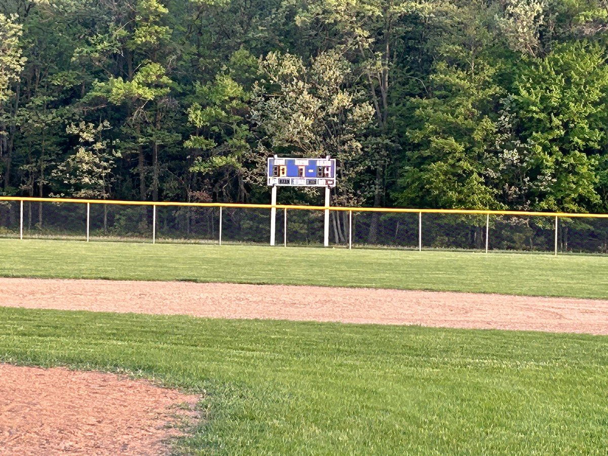 MaustonBaseball's tweet photo. Mauston 4 Westfield 0. Massey and Scott combine for a no-hitter. Massey with 10k’s &amp; Scott w/ 2k’s. Massey 3x4, Gallagher, Suhr, Tougas, Scott all with one hit. MHS finishes 9-1 in SCC and conference champions and is 15-2 overall. #OneTeam https://t.co/Myk6kCy9rb