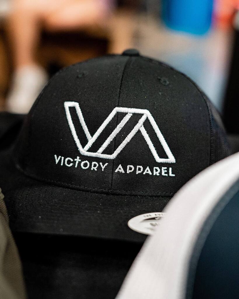 Keep those heads cool this summer with a new VA lid 🧢 

📸: @dclark_media 

#hat #headwear #lid #cap #crossfit #fitness #victoryapparel instagr.am/p/CsUrdiosb-V/