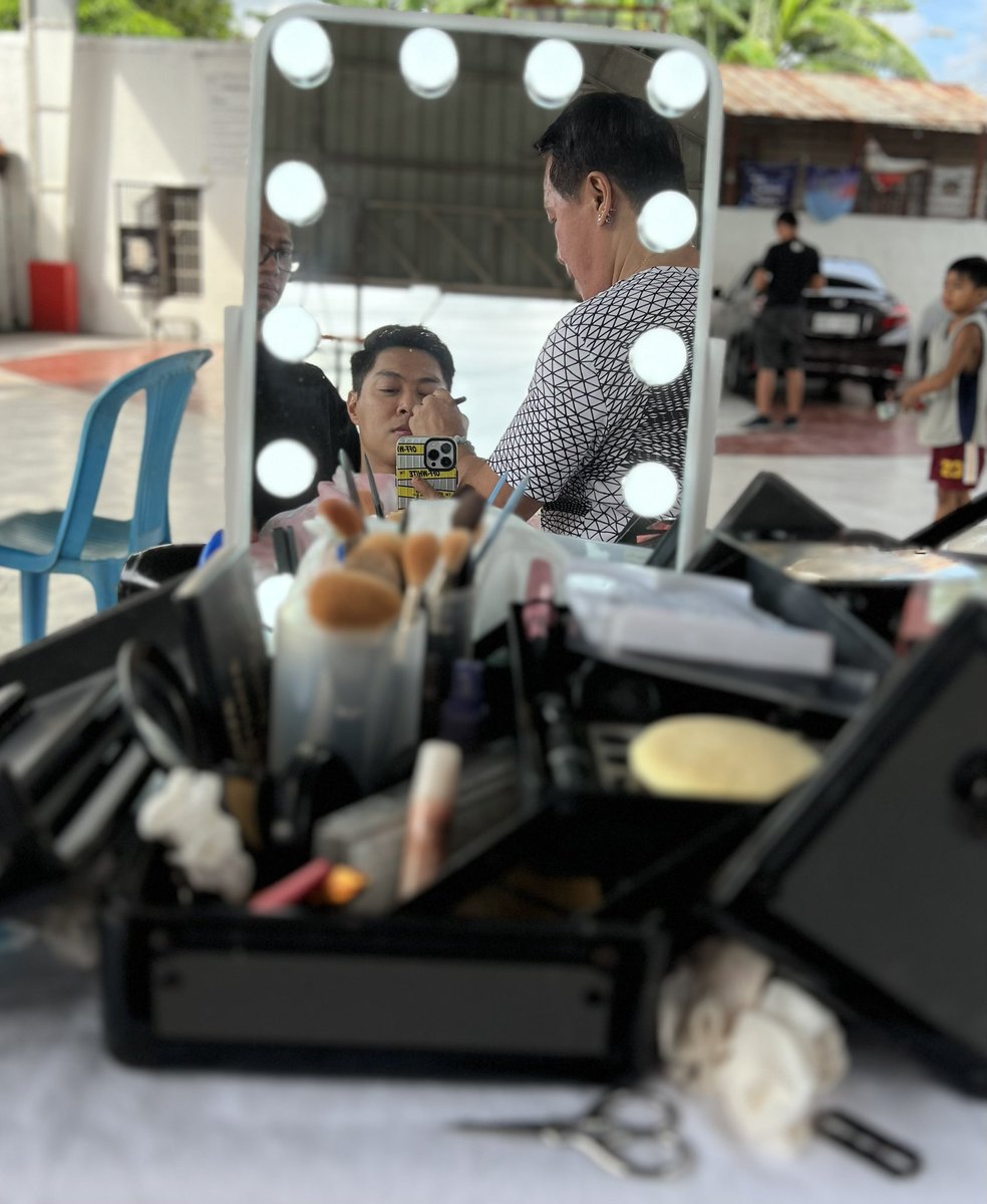 snyrtbykristoff's tweet image. #ontheset #printAdShoot