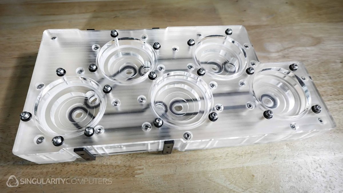 SingularityC's tweet photo. Check it out 👀
5x D5 custom pump top we built for a customer
#singularitycomputers #spectreintegramdualloopsidepanel #customsidepanel #watercooling #liquidcooling #spectreintegram #spectre #custombuilds #singularitycomputers #gamingsetup #watercooled #pchardware #gamer https://t.co/FYJwc2VRMp