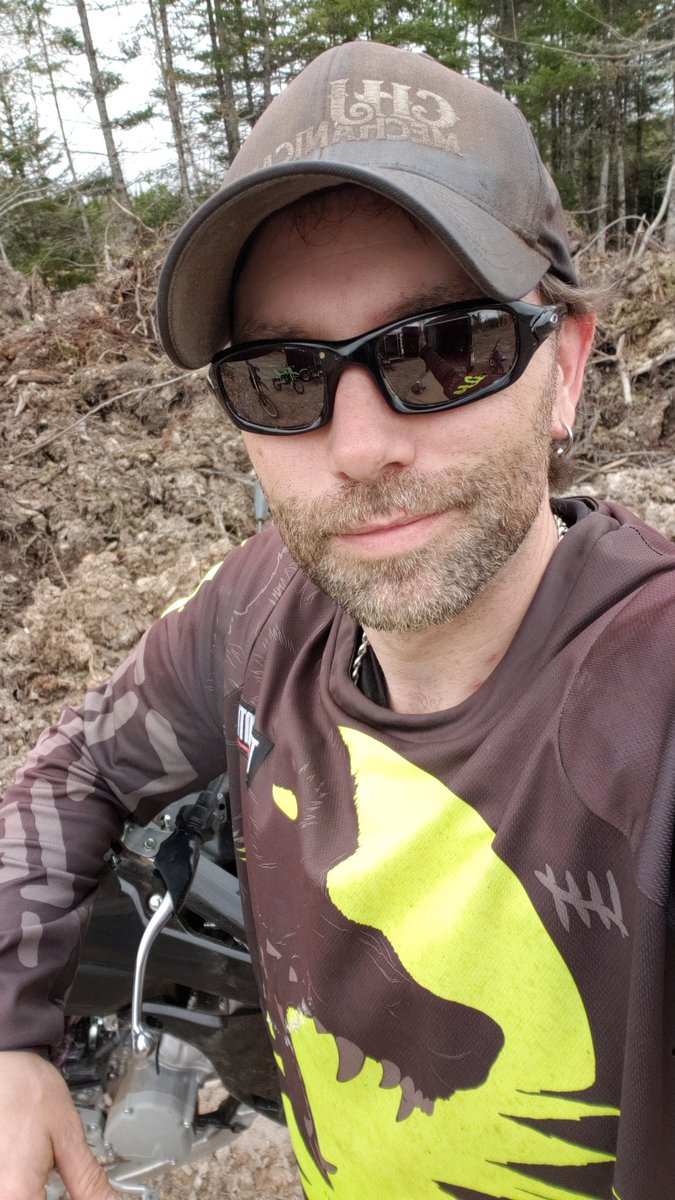 kaustikk54's tweet photo. Was a good weekend ripping!
#twistinggrips #rippingshifts https://t.co/hP9QLAK9JV