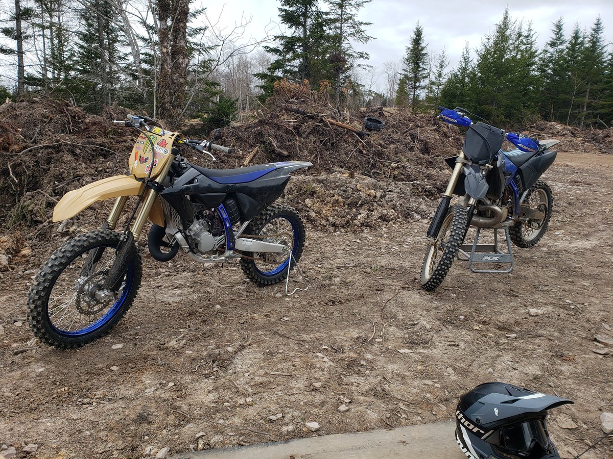 kaustikk54's tweet photo. Was a good weekend ripping!
#twistinggrips #rippingshifts https://t.co/hP9QLAK9JV