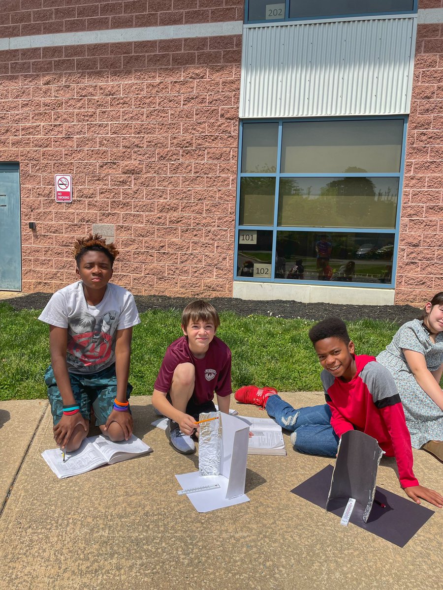 Mr. Labik tweet media