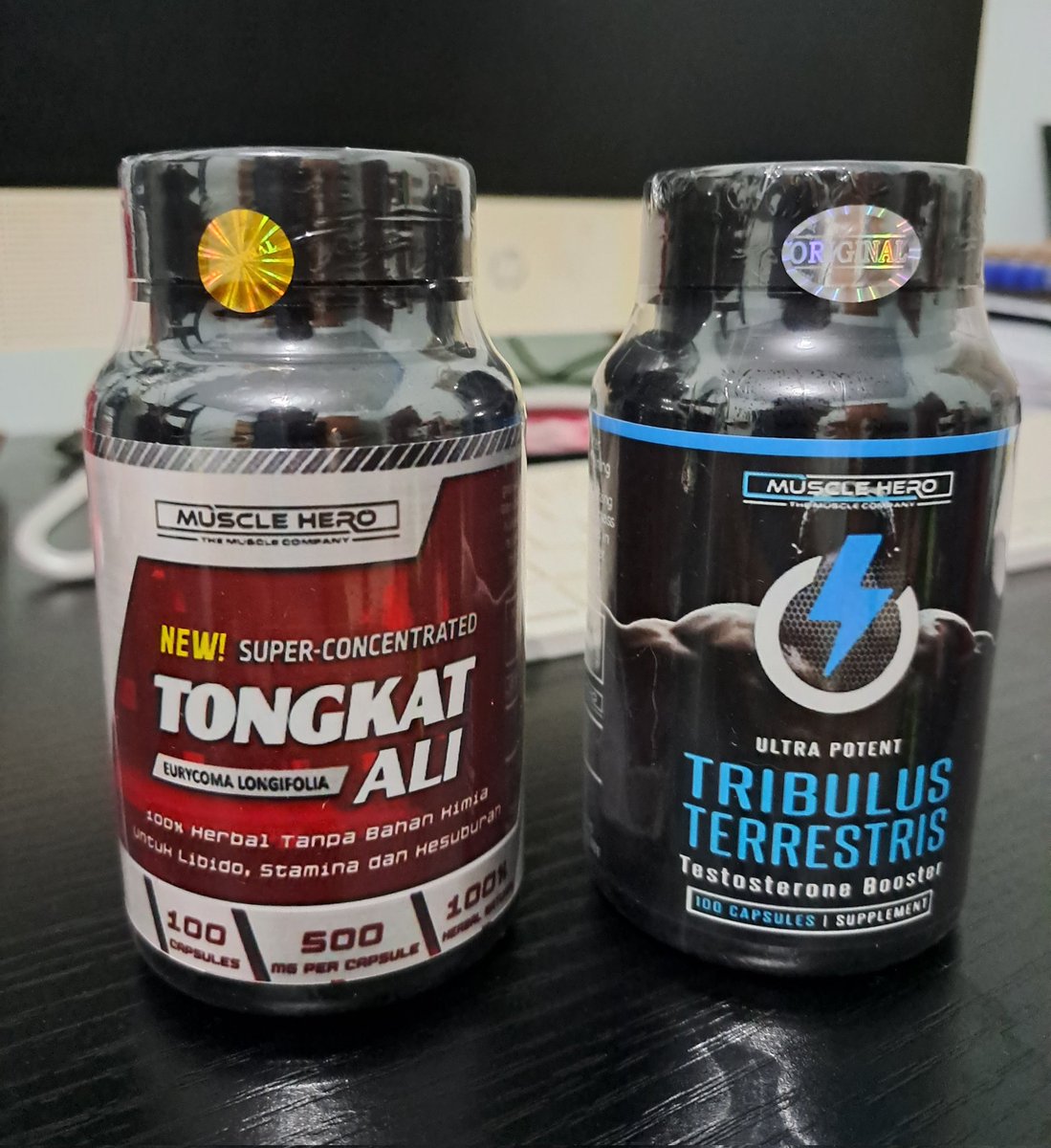 Mari kita review 2 produk ini ya.
1. Tribulus Terrestris --> TESTOSTERON BOOSTER
2. Tongkat Ali --> LIBIDO dan STAMINA