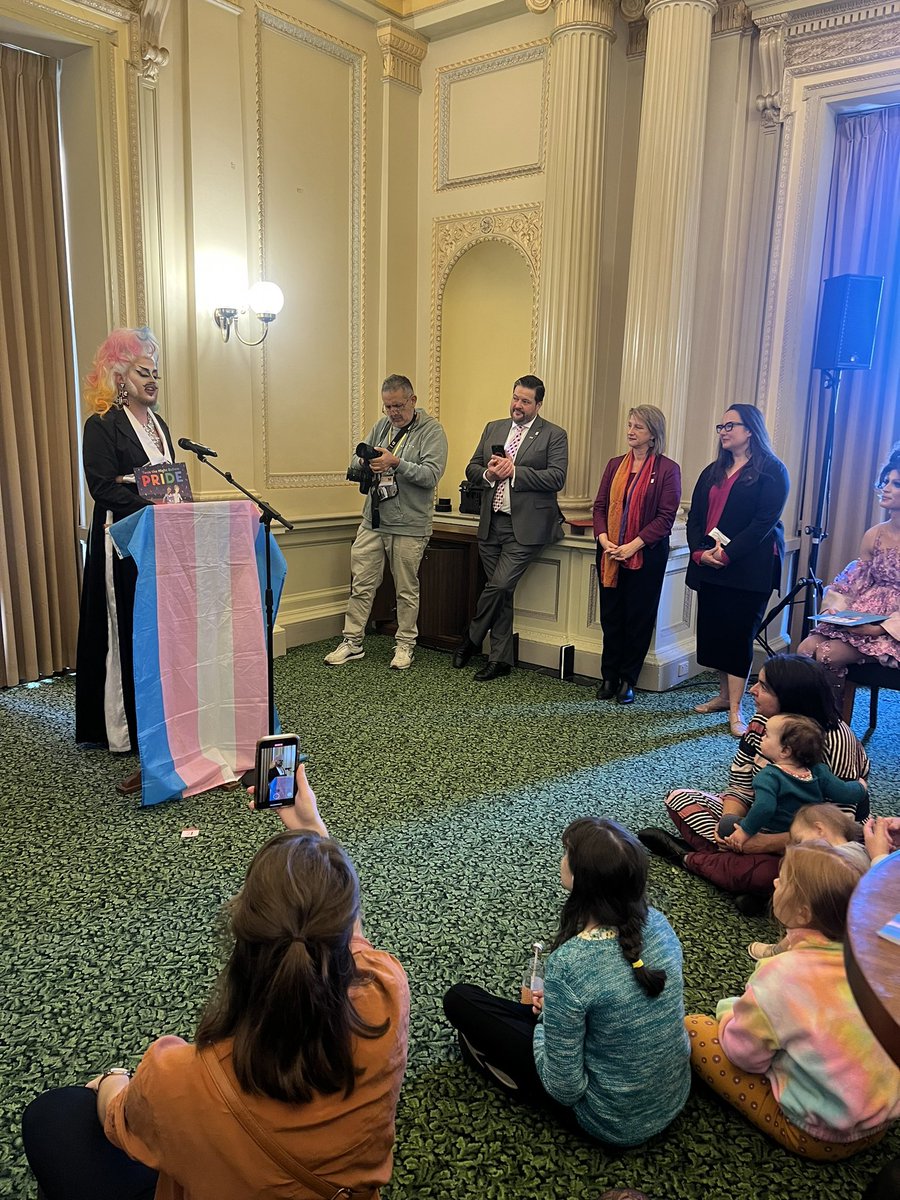 bridgerollo's tweet photo. The Victorian Government is hosting a drag story time event at parliament today to mark IDAHOBIT day. It also announced $1.8M for Rainbow Health Australia to deliver inclusion training to make sure organisations are safe for the LGBTIQ+ community #springst https://t.co/Ov8pHZnwqY
