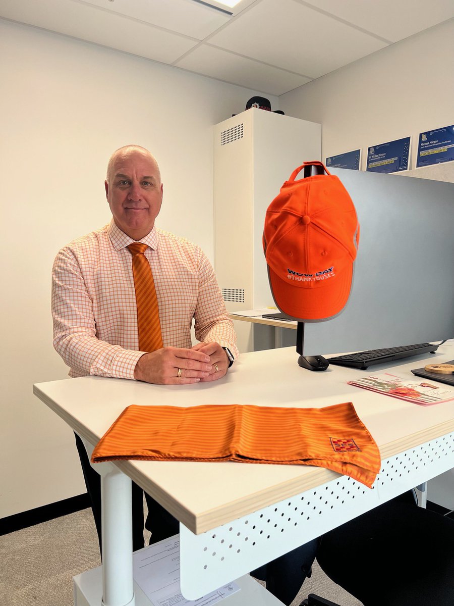 Mike_Morgan_1's tweet photo. Wear Orange Wednesday #WOWDay is a chance to celebrate the vital role of @SA_SES volunteers.

@SA_MFS staff are joining the orange crew today to show their appreciation.

#WearOrangeWednesday #SES #StateEmergencyService https://t.co/aiJ34TA4Ev
