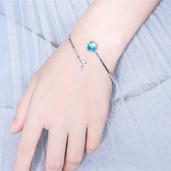 pastelkittencom's tweet image. Crystal Mermaid Bracelet 💜

#pastelstuff #kawaiistuff #animestuff #ulzzangstuff #harajukustuff #cutestuff

pastelkitten.com/products/cryst…