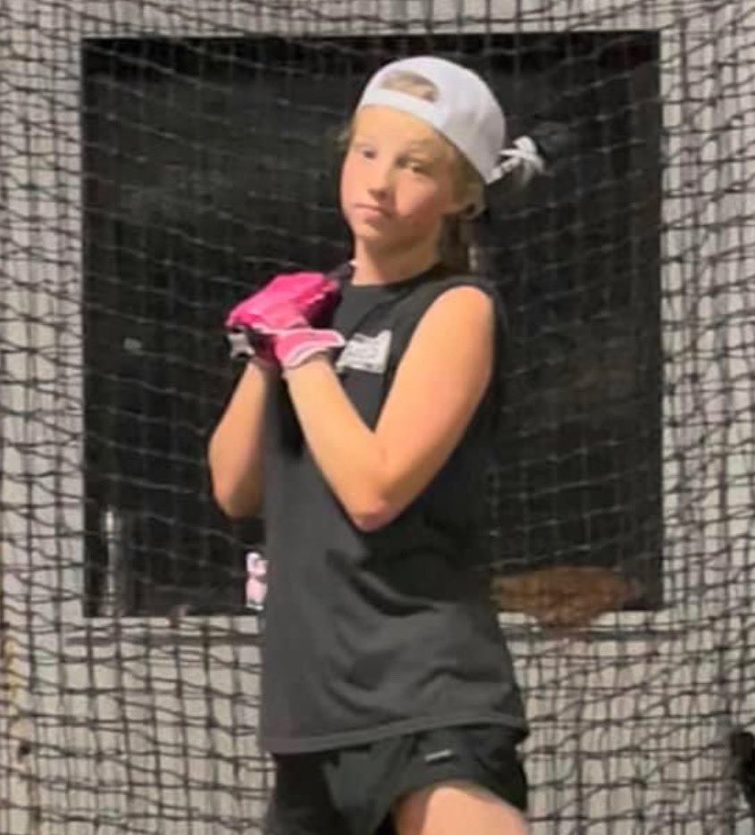 NTXACES16u's tweet photo. We are not going to let the day go by without wishing our very own Ren Vaught a very Happy 16th Birthday π₯³ ππ. Hope your day was filled with many blessing and great celebration. #acescelebrate #AcesStrong https://t.co/m3wRWUzWZW