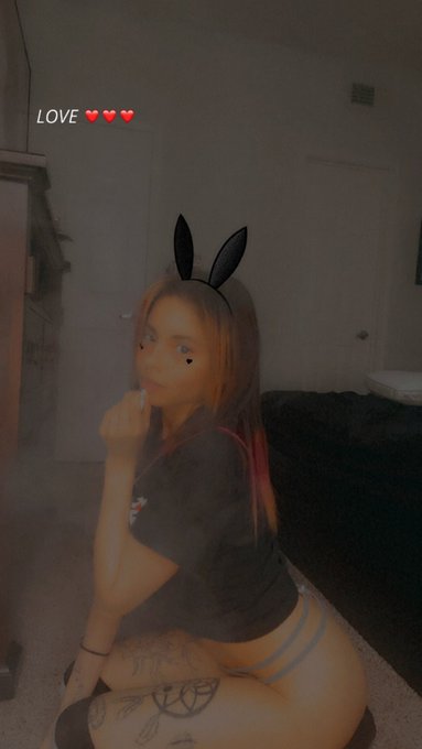 🖤🐰 https://t.co/0555KXL0si<a href="/tag/onlyfans"class="tags"><span>#onlyfans</span></a>