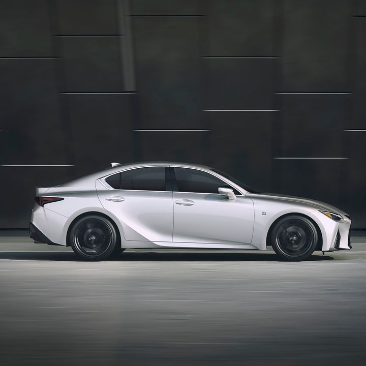 Lexus of Naperville tweet media