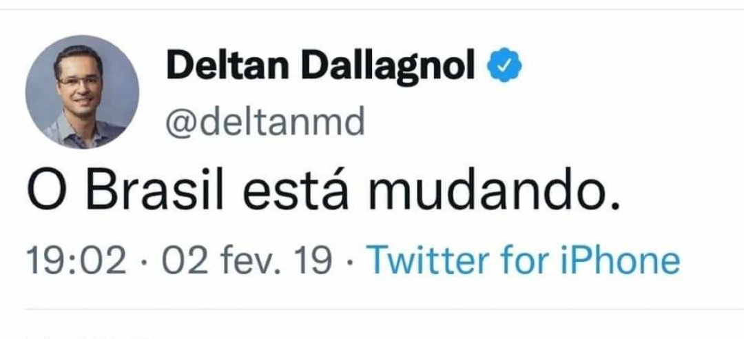 telmamello's tweet photo. #foraFascista https://t.co/5abAz43HcB