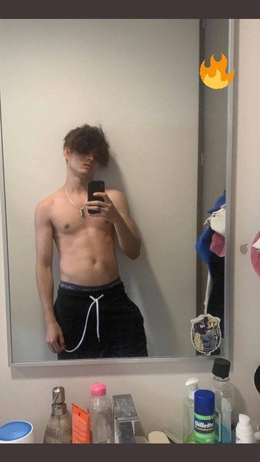 packdefam0s0Os's tweet photo. Pack de Libardo😻🔥 https://t.co/xgwzuws8Xt
