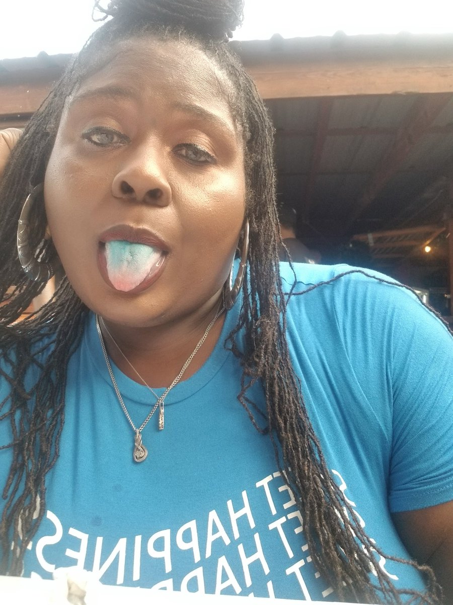 dafunkqueen's tweet photo. #DaFunkQueen #SagPower #bbw #sisterlocks #blue https://t.co/9FS7o3vVvD