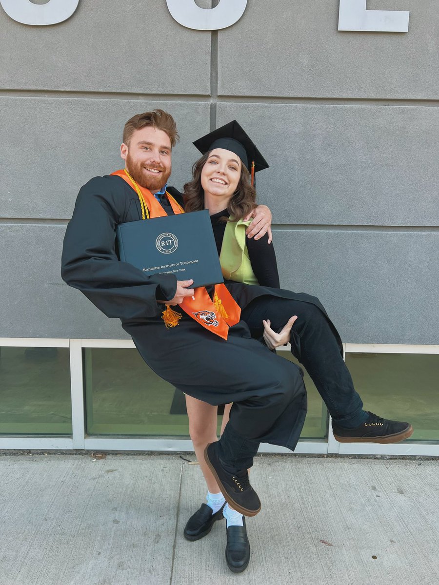 _MaggieNovak_'s tweet photo. You could say I carried him through college https://t.co/3a6EVh3rlv