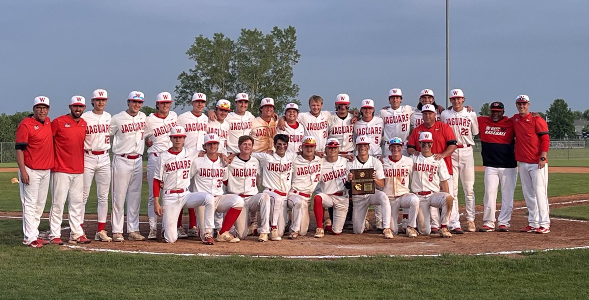 2023 Regional Champions!! BVW 3, SMW 2. Lovich (W) and Shafton (S) combined to give up 2 runs over 7. Lovich hit a 2R inside the park HR in the 3rd followed by a RBI 2B by Darche, driving in Schneider. The Jags head to KU next week for their 3rd straight state tourney. Let’s go!