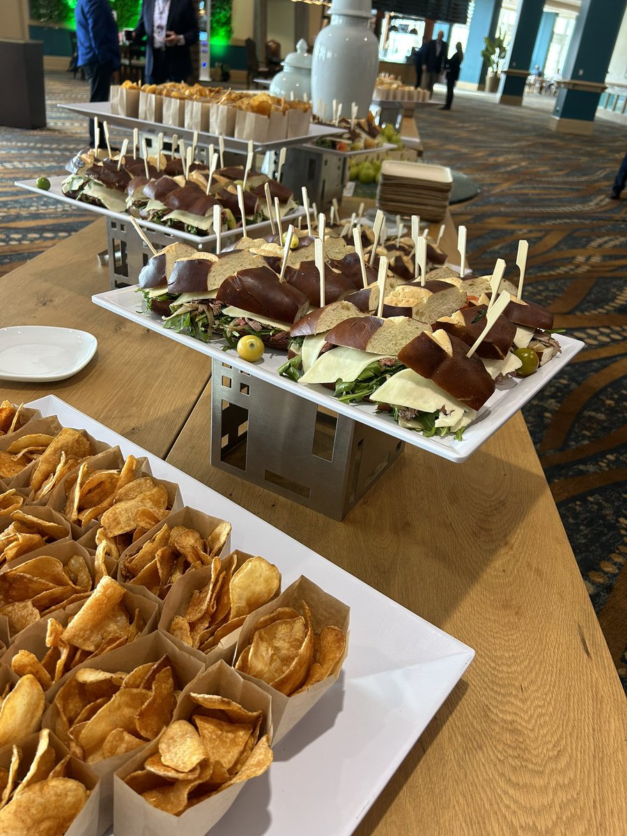 LMonaeN's tweet photo. Okay the food has been PHENOMENAL at the @ASMGlobalLive  #ASMConverge Marketing Conference! 

#FoodieVibes https://t.co/nTwaqVRWe3