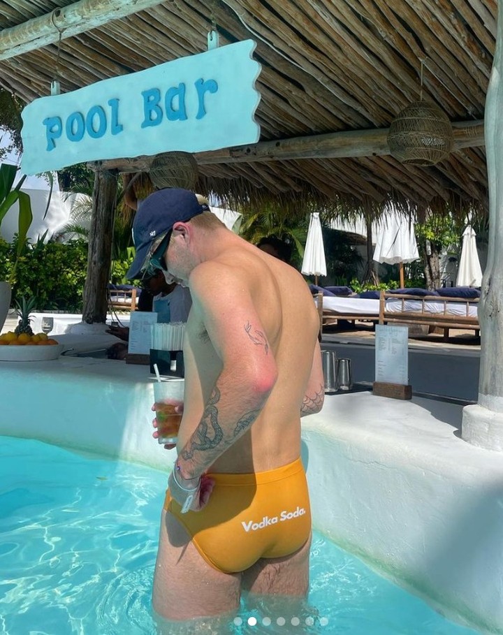 Kingandthealter's tweet photo. A Vodaka a day... jackmcentee_ ❤️‍🔥 Vodka Soda Avaliable Now. Code TITAN for 50% off ! https://t.co/Q6Si3UK7Ny