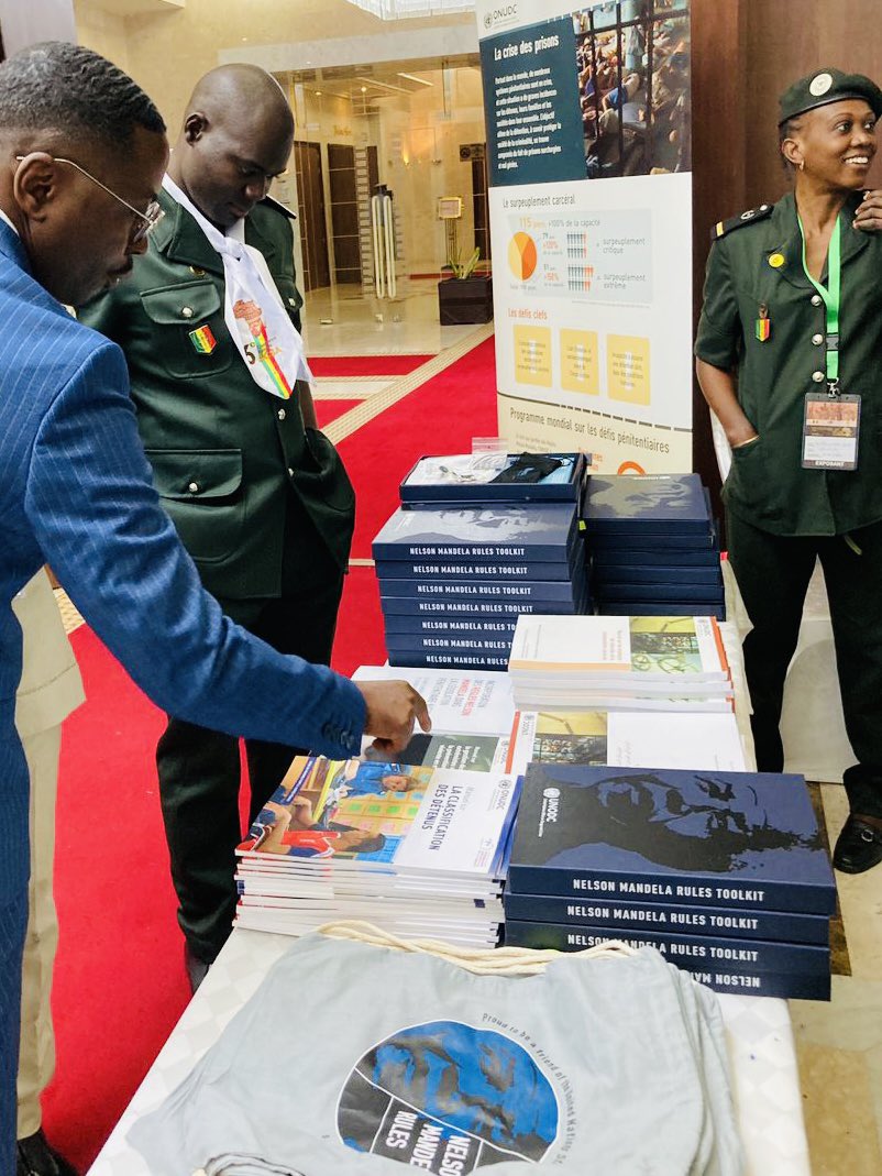 Proud to partner with the #African #Correctional Service Association (ACSA) 🤝 which currenty convenes in Dakar, Senegal 🇸🇳 

@UNODC colleagues are on-site presenting on the #MandelaRules & on violent #extremism in #prisons, accompanied by a large shipment of our publications! 📚