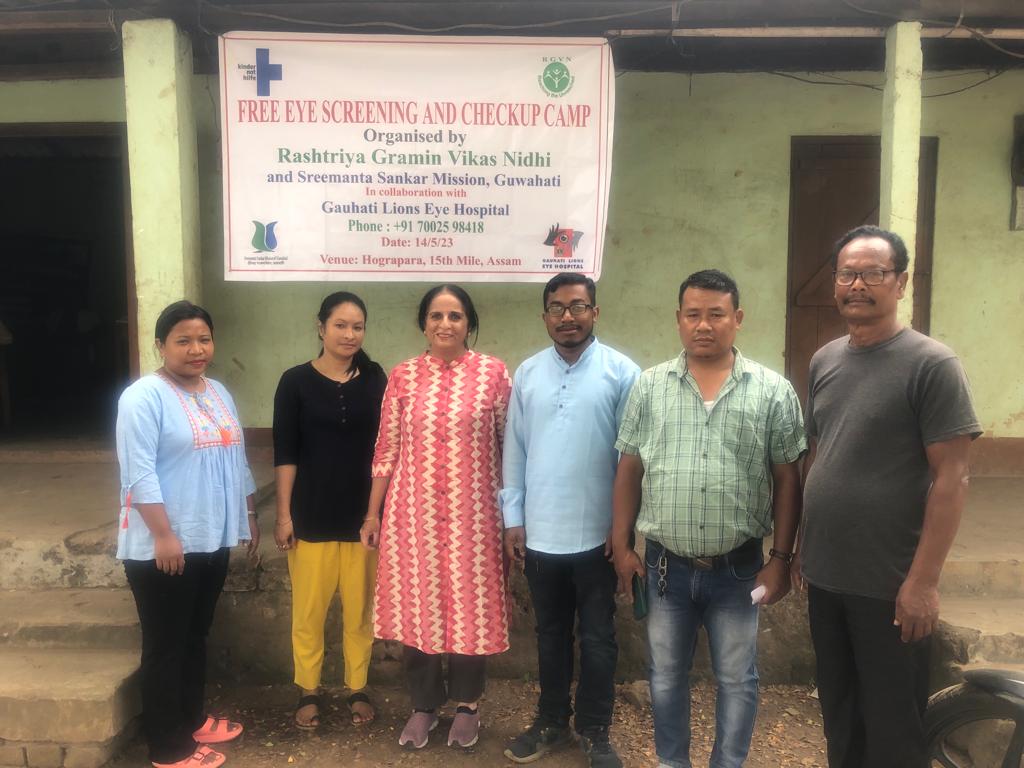 rgvnho's tweet photo. We're thrilled to announce that RGVN, in collaboration with Gauhati Lions Eye Hospital and Sreemanta Sankar Mission, successfully organized a FREE Eye Screening and Checkup Camp on 14th May 2023 at Hograpara, Assam! #EyeHealthMatters #RGVN #GauhatiLionsEyeHospital https://t.co/KImbAL4wQu