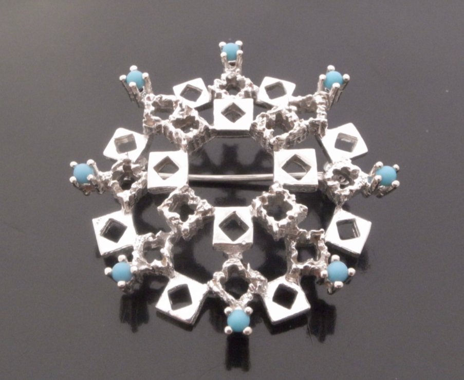 Anonymous, simulated turquoise set silver brooch, possibly #German, circa 1970. Newly added to the stock on johnkelly1880.co.uk or DM for details. Free UK P&P.  #jewellery #preowned #preownedjewellery #vintage #vintagejewellery #Germandesign #Germanjewellery