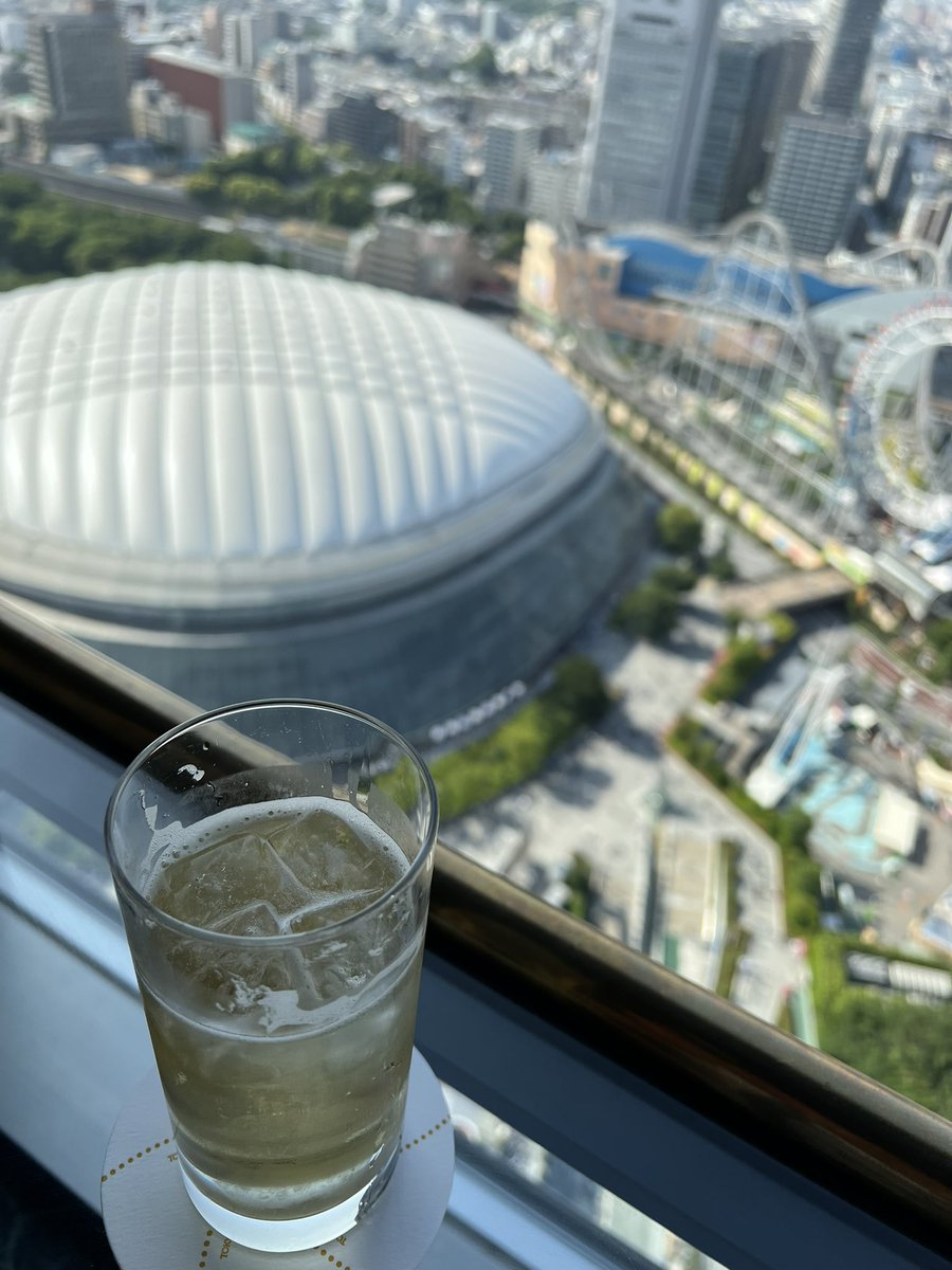 a_tnt07's tweet photo. 水分補給！今から再度向かいます！ #齋藤飛鳥卒業コンサート https://t.co/IOEgZPFTOg