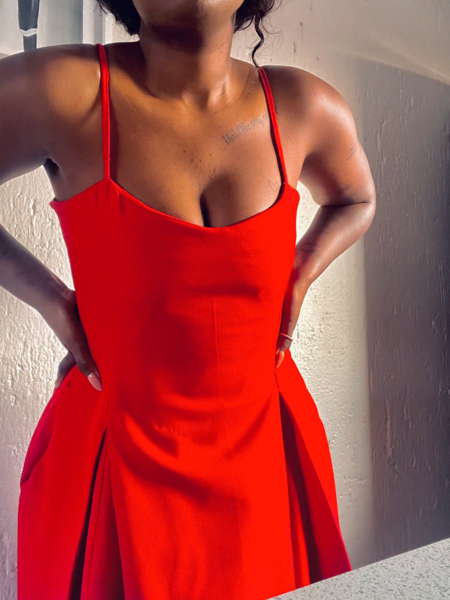 Pdesigns_SA's tweet photo. I made myself a Red dress,let’s go on a date to my stars ✨ sweetheart 🥀 #pdesignssa https://t.co/WSbleAeQXY