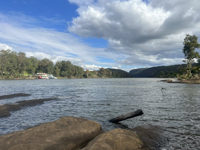 Beautiful day at the Nepean River with Emily drawing 😌💕💖 it was so lovely 💕💖 https://t.co/ULJGOZIcF1