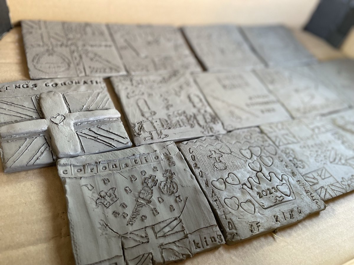TalKootArts's tweet photo. Great to meet you all @BelmontCP and looking forward to getting your #Coronation2023 tiles through the kiln and back for glazing 🎨 🖌️ 
See you soon! 🧑‍🎨👋 https://t.co/a4GCsExYk0