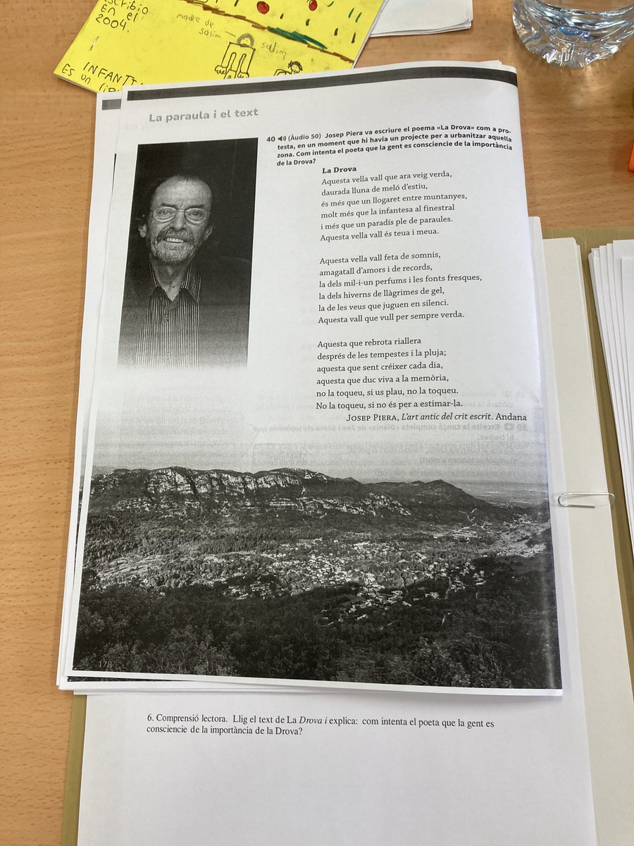 itacapoe8's tweet photo. Control de valencià final, 1rESO, pregunta 6. #LaDrova #JosepPiera #poesia també podem gaudir en un examen. #valencià #educació #cultura Salutipoesia https://t.co/ic15srTvH4