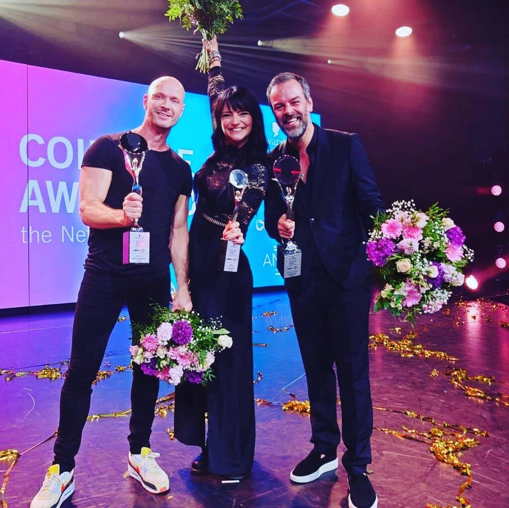 prosolohair's tweet photo. Wow wow wow wat een prachtige editie van de Coiffure Award 2023 onder leiding van @beauvaned 

We moesten er even van bijkomen maar we zijn er weer.
Naar aanleiding van het winnen voor de 3 x van de titel Hairdresser of the year mocht @markvanwesterop de… https://t.co/9qyZnfUPKz https://t.co/oRb7jPaLCD