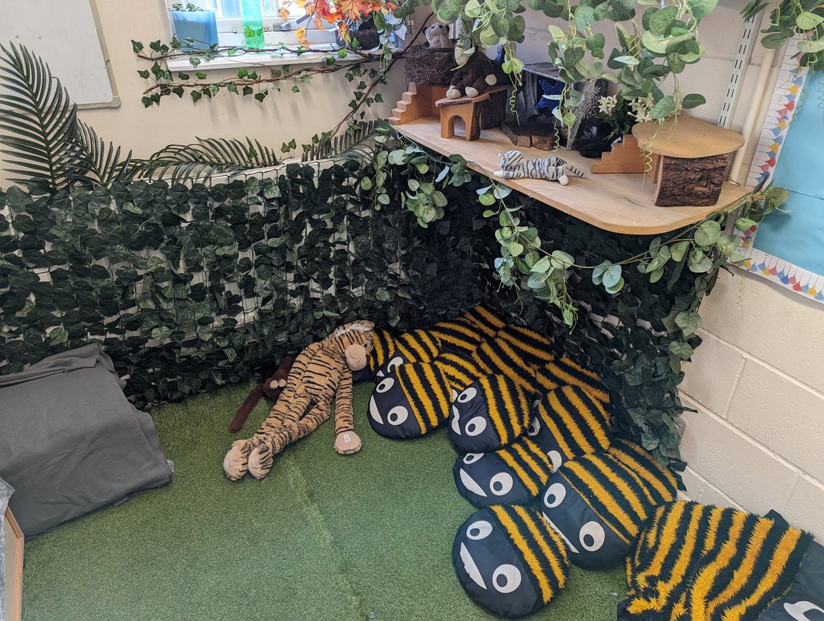 Miss. Mackie tweet media