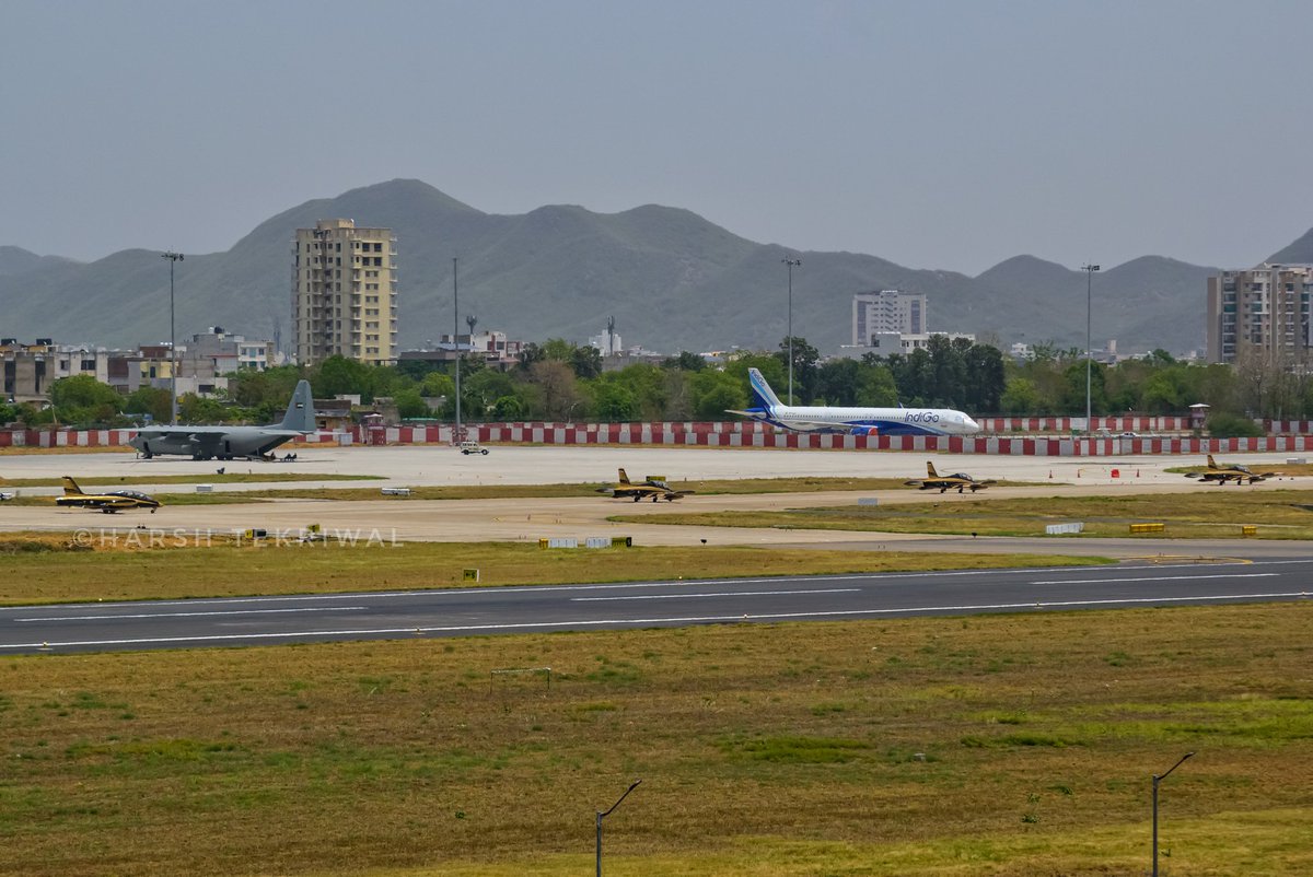 avgeekwithlens's tweet photo. Fursan Al Emarat - UAE Aerobatic Team on its way to Malaysia for Aerospace Exhibition. They had a night stopover here at Jaipur.

@Jaipur_Airport #PlaneSpotting #PlaneSpotter #AirForce #UAE #Fursan https://t.co/FYbbFwo7Fg