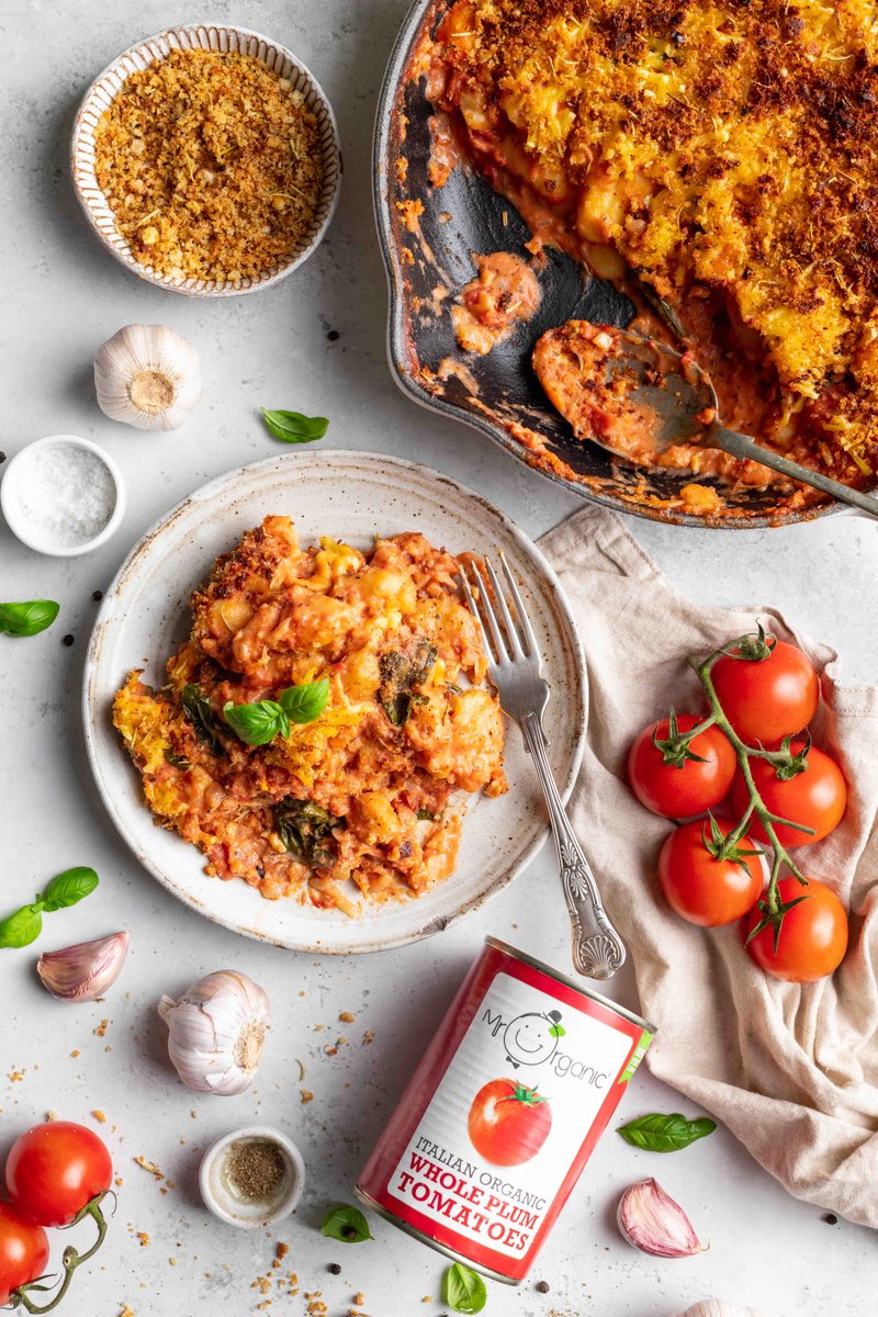 Who fancies some of this CREAMY ONE POT GNOCCHI?
Using our Organic Whole Plum Tomatoes &amp; our Organic Gnocchi, it’s sure to become a new family favourite 💚
The recipe’s on our website &amp; our products are on Able &amp; Cole 🙌🏼 
#RaisingAnOrganicCulture #YummyNakedGoodness