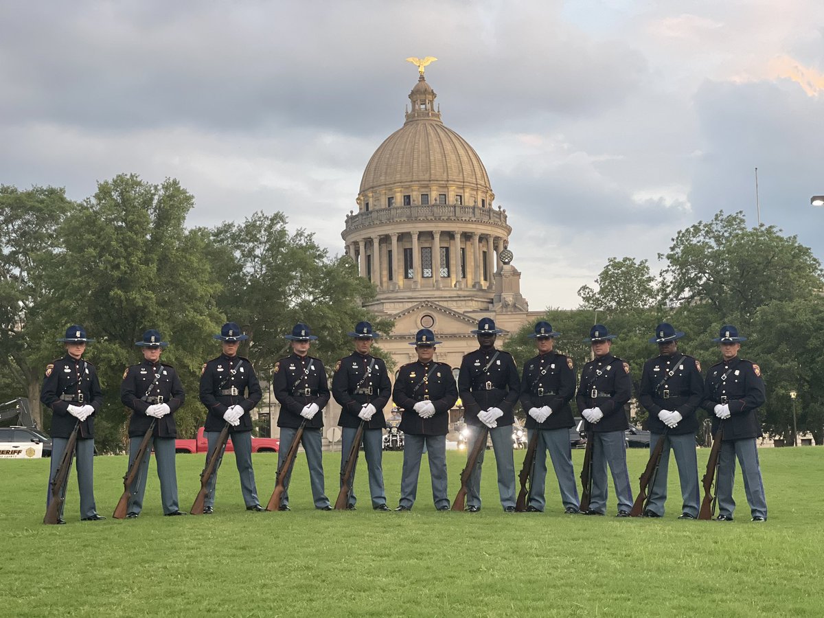 MHPHG's tweet photo. #NationalPoliceWeek2023 
#ForThisWeWillHonor 
#RemembertheFallen https://t.co/szrFUnfPan
