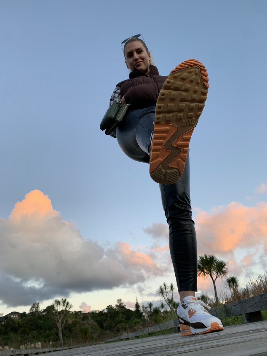 C_LunaLupa's tweet photo. Lick my shoes ! ๐
๐ฅ #onyourknees #lickit #cleanmyshoes
@Har_sant @Feetfinder @footivities @iamaslave82 @FemDomAustralia @Femdom https://t.co/1eUPv0cWiN