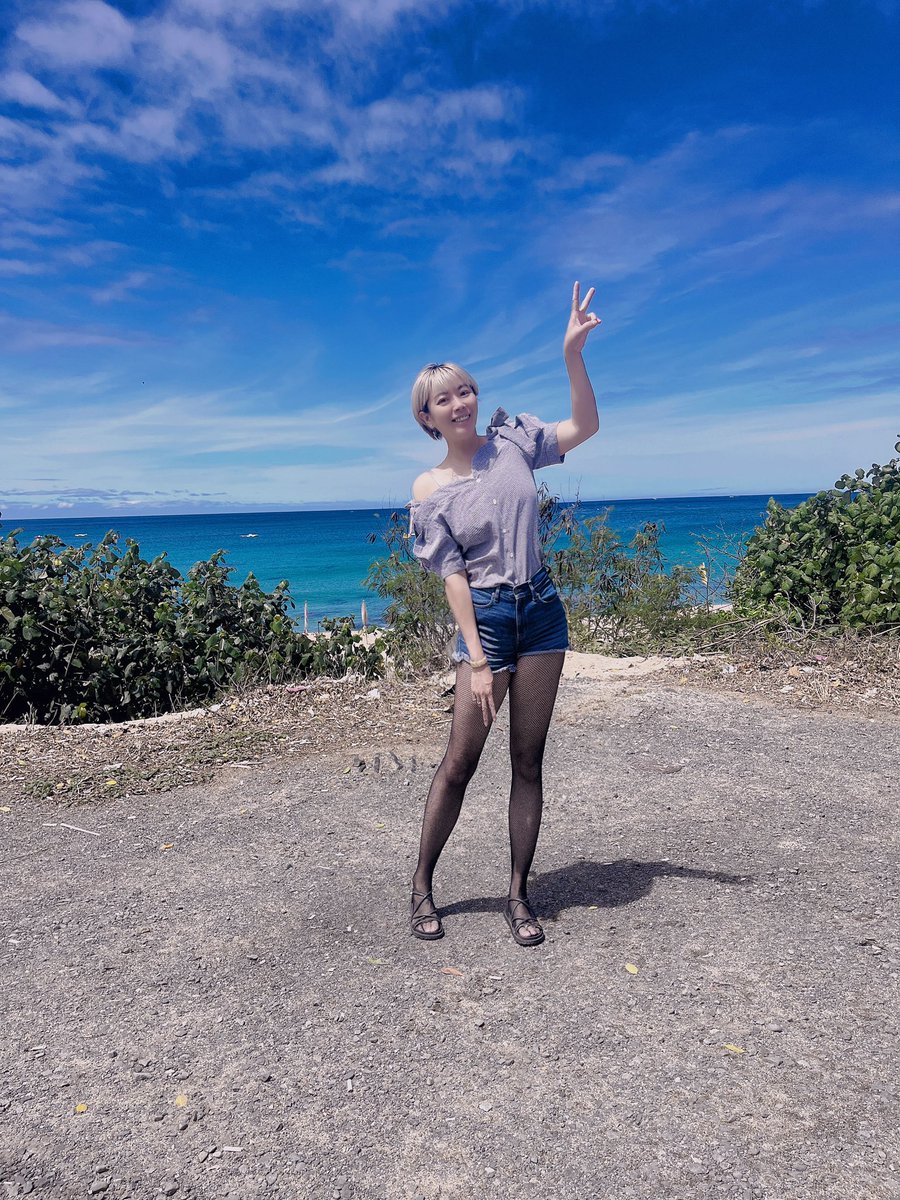 超級熱的海邊  太熱只好拍個照就好
#墾丁白沙灣 https://t.co/AClGznZGV7