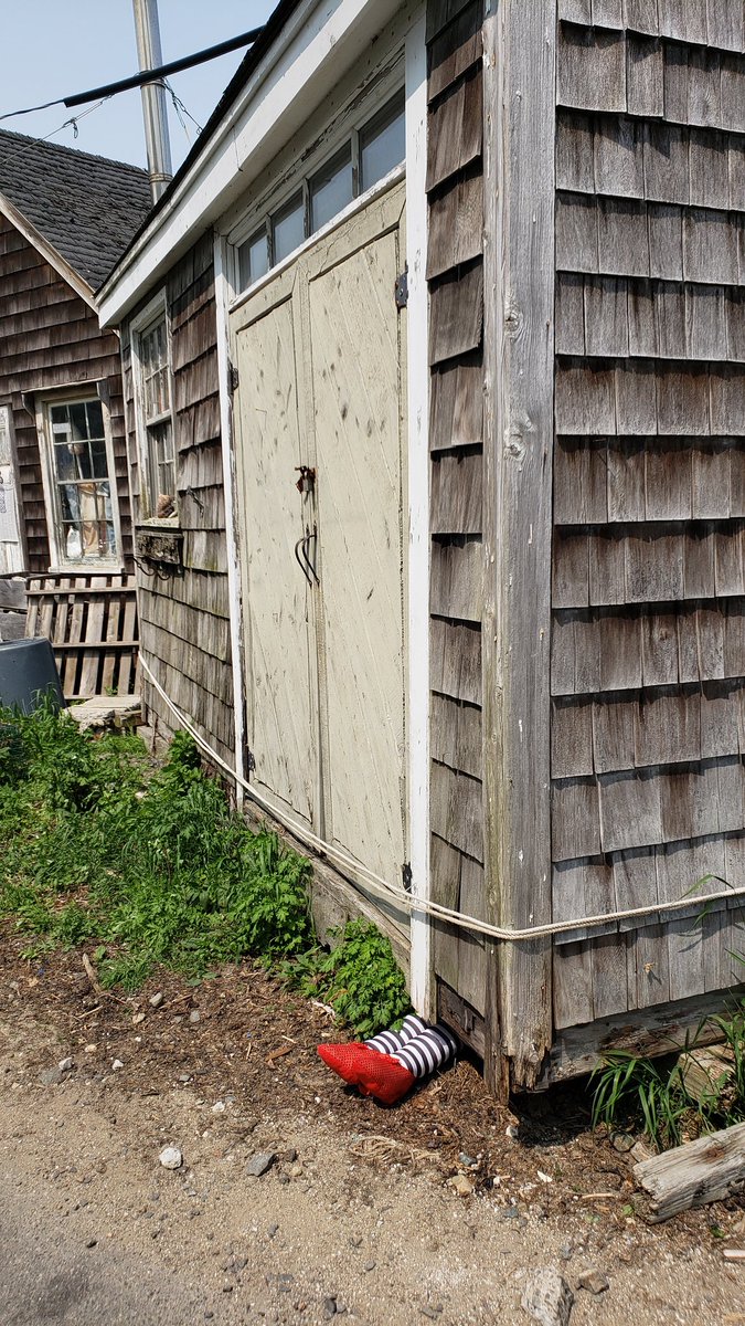 I did not take the ruby slippers! 
#marblehead