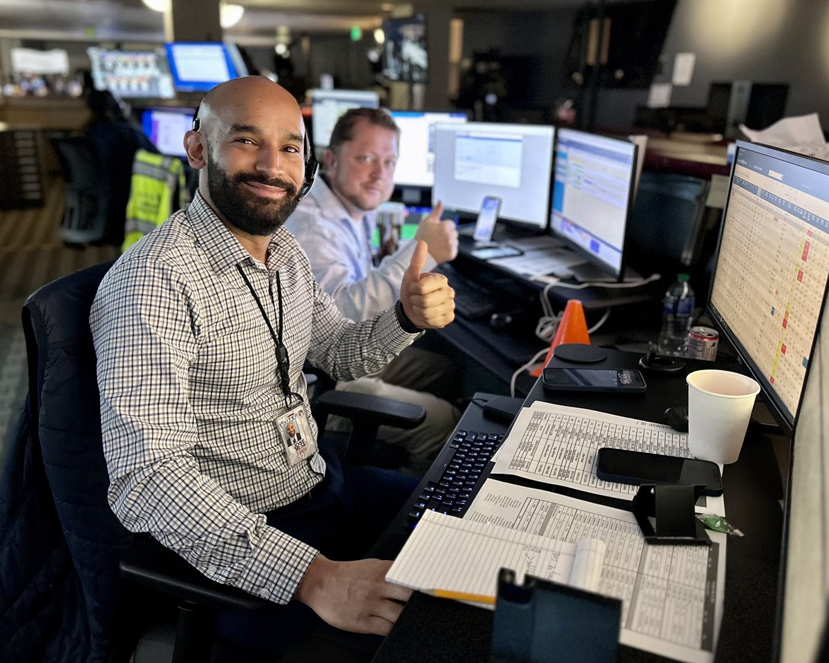 All smiles from our #TeamDENCS CSOC specialists Jose & Ryan 😁 Thank you for keeping us safe, updated, and motivated during a thunderstorm 🌩️ event. 👏🏼 @StephenStoute @vjpassa @Grzeg77 @kiekrz @Cheryl_Searle @UA_Employees @UnitedDENSOC