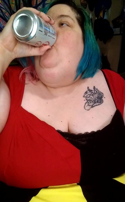 📽New video alert! 🌟  😍I just can't stop burping, oh my 😍[1080p]  ➡https://t.co/KUikqk39ER⬅  @faphousecom<a href="/tag/ssbbw"class="tags"><span>#ssbbw</span></a><a href="/tag/coloredhair"class="tags"><span>#coloredhair</span></a><a href="/tag/amateur"class="tags"><span>#amateur</span></a><a href="/tag/asmr"class="tags"><span>#asmr</span></a>