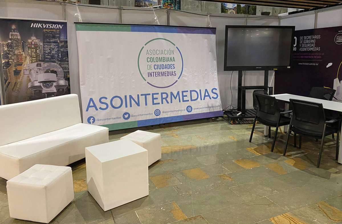 OspinaSanti's tweet photo. ¿Sabías que desde @asointermedias apostamos a modelos de seguridad sostenible?  Visita nuestro stand este 17 y 18 de mayo en el @cwss2023 en @plazamayormed y conoce experiencias exitosas en seguridad de nuestras ciudades intermedias. https://t.co/2hpkzgT6B2