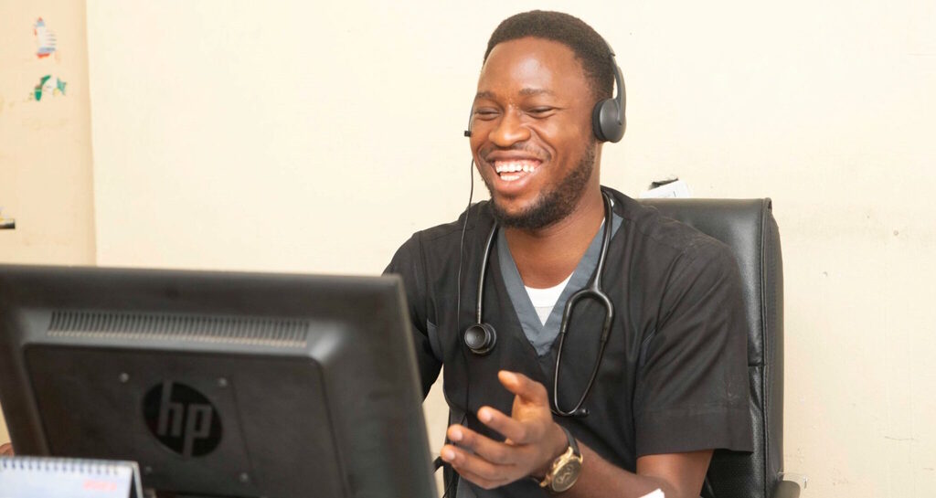 webandcloud: Startup’s AI Slashes Paperwork for Doctors Across Africa ift.tt/DcsUNkJ