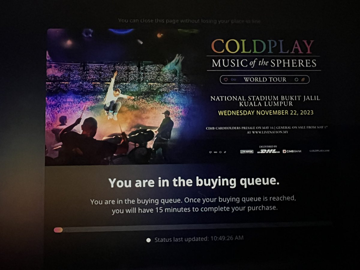 MNHuda43's tweet photo. Adooiiii!!! Rumah blackout pulak. Wifi off !!! Hellppp !!! #COLDPLAYinKL #LiveNation https://t.co/fBplx8AlEC