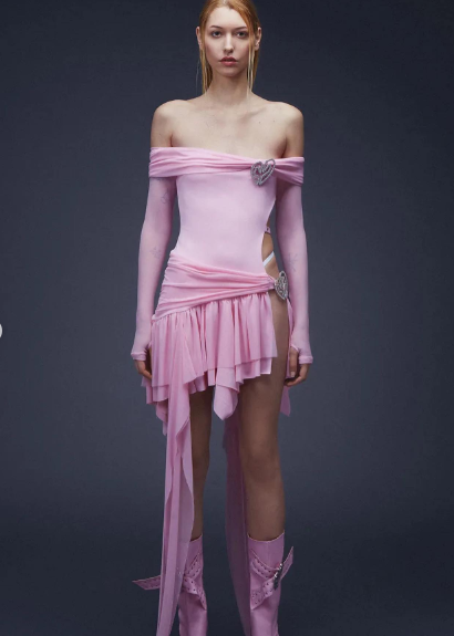 Phyllis67411326's tweet photo. Dominnico Madrid fall 2023 #dominnico #dominnicospring23 #fashion #fashionblogger #fashionaddict #vogue #models https://t.co/p32BEuAaU1