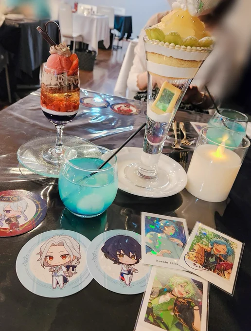 友達とエレメントのアニカフェきた