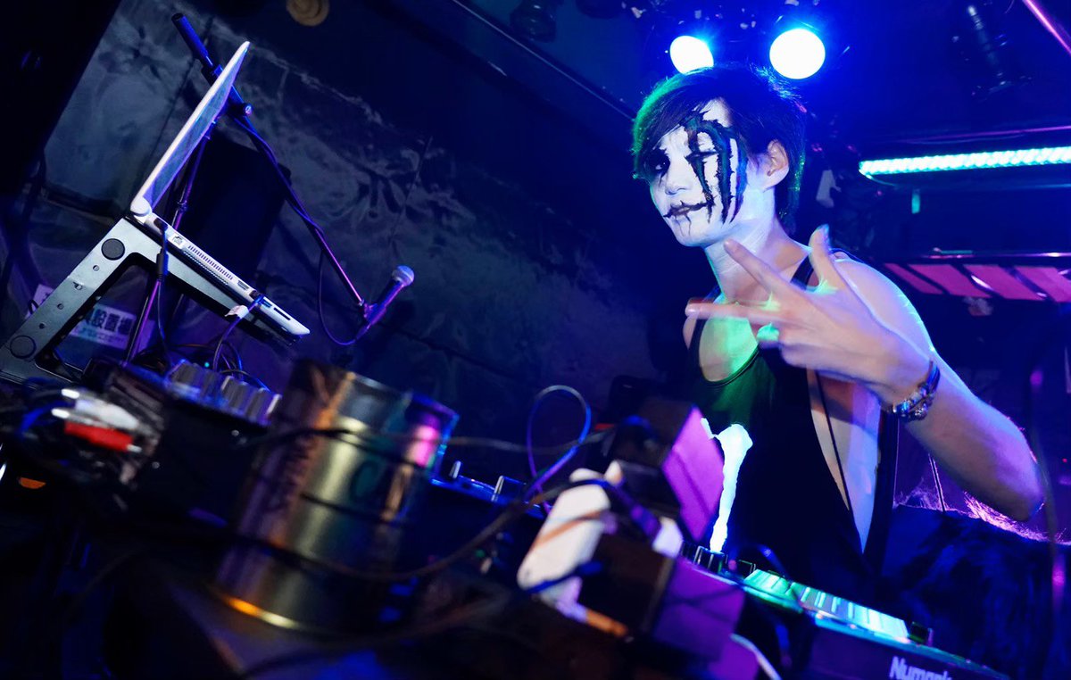 citysidecircus's tweet photo. コロナ禍突入前のイベントの様子です。
今日が終わればあと3日！！！！！
お待ちしております！！！！！ https://t.co/3c2fgIDnbI