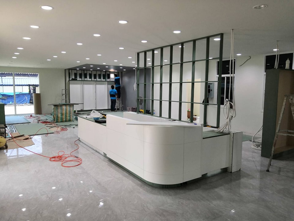 blueworkth's tweet image. งานปรับปรุงอาคารทางสถาปัตยกรรมเสร็จ เข้าติดตั้งเฟอร์นิเจอร์ กันน้ำกันปลวก เพื่อรองรับการใช้งานที่ทนทานและสวยงาม เพื่อแผนกกายภาพบำบัด รูปแบบใหม่ของโรงพยาบาลรัฐ
blueworkthailand.com