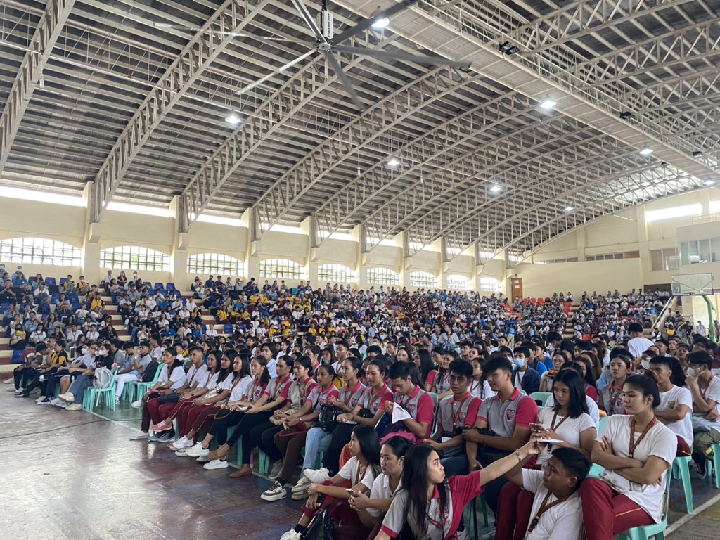csukomyu's tweet photo. HAPPENING NOW | #PulsoCSU Face the CSUans Miting de Avance held today at CSU Gymnasium.
#AndrewsVote2023 https://t.co/POMpL29wtt